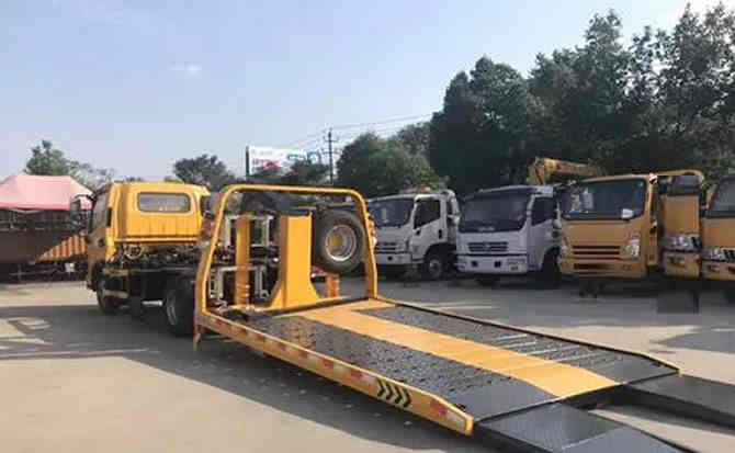哈密汽车中途维修案例